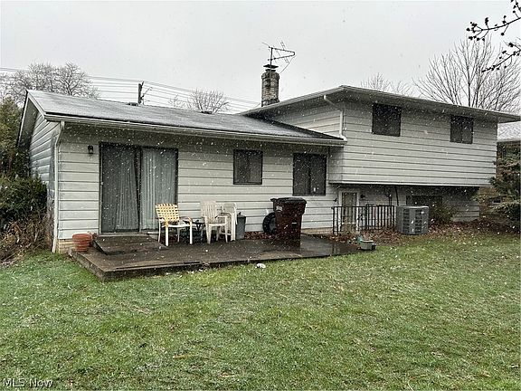 2nd image of 7809 York Rd