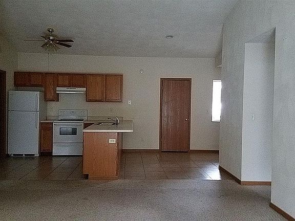 5th image of 1140 Minns Dr