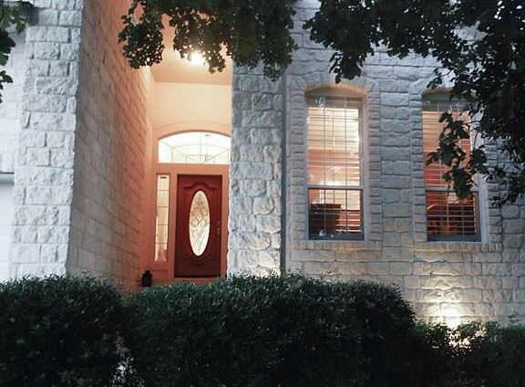 3rd image of 2609 Cascade Falls Dr