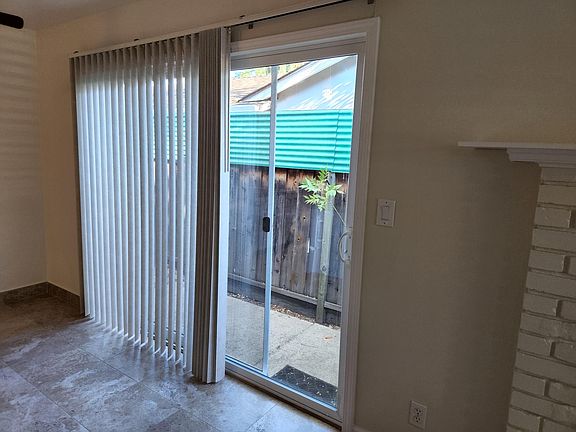 4th image of 1355 Kingfisher Way APT 3