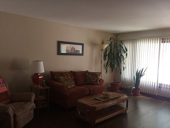 3rd image of 5112 S Melvina Ave