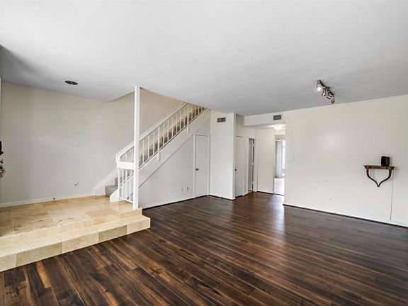 3rd image of 5910 Valley Forge Dr #160