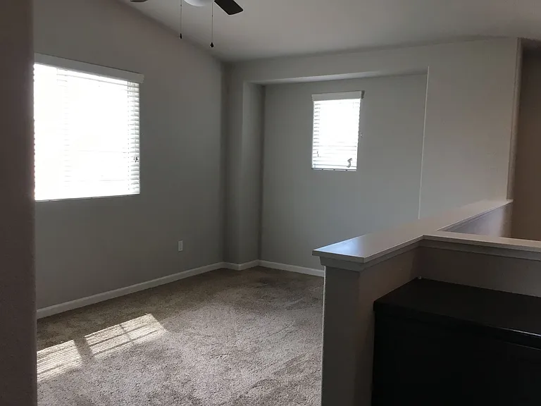 3431 Marengo Ave — Photo 18