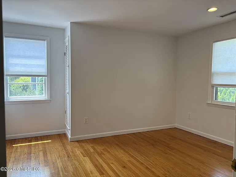 20 Hawthorne St S #2 — Photo 6