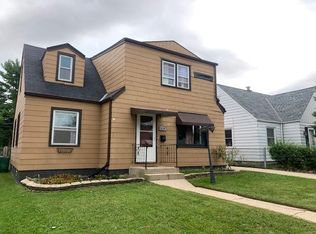 3720 S 24th St, Milwaukee, WI 53221