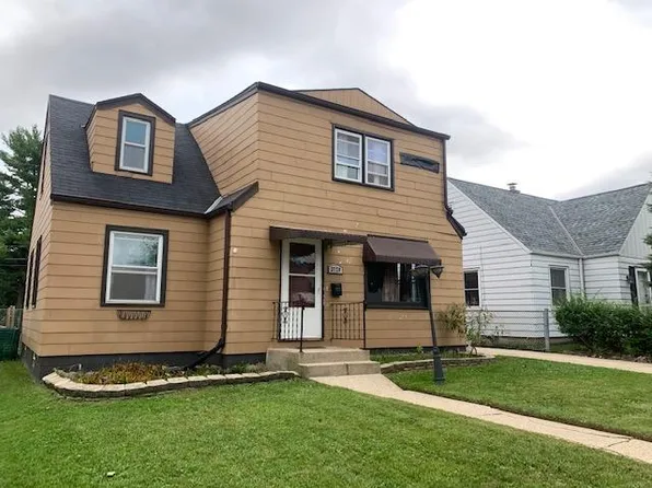 3720 S 24th St, Milwaukee, WI 53221
