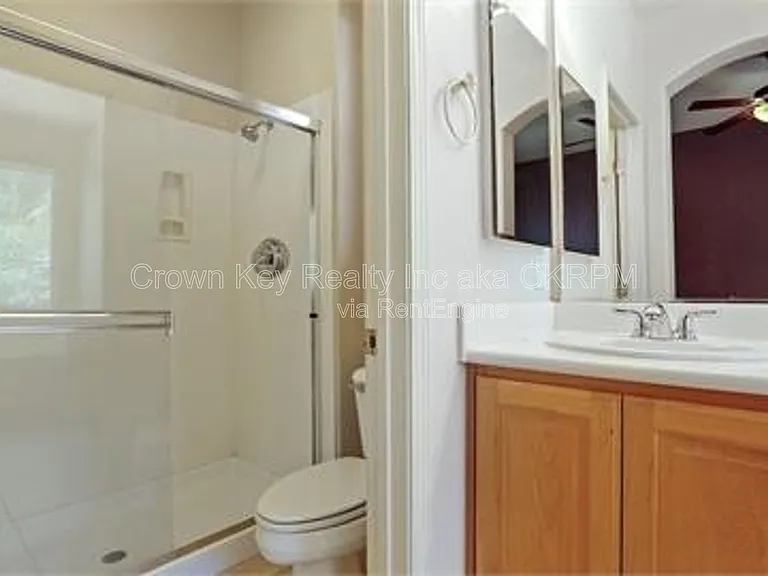 1844 Oswego Ct — Photo 13