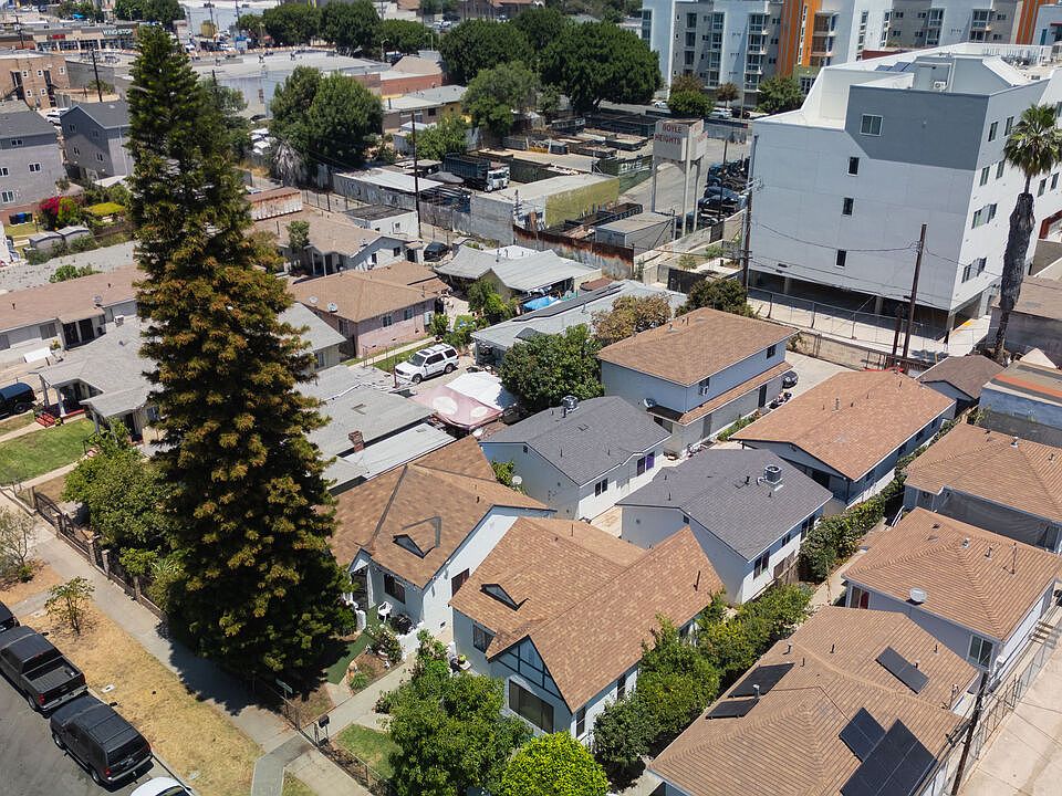 1st image of 3555 Siskiyou St