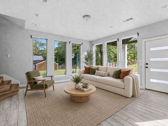 2nd image of 118 Camino De Agua