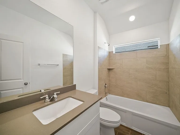 6631 Morgan Path — Photo 8
