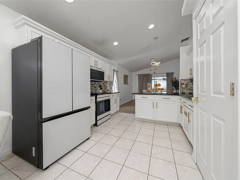 316 Westscott Dr — Photo 11