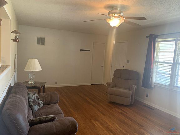 2nd image of 507 S Warren Ave