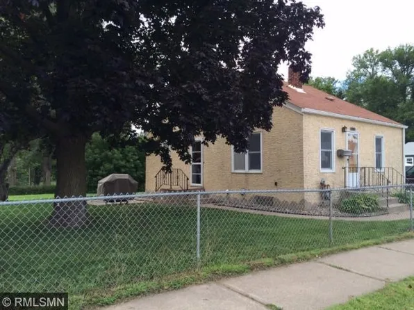617 Ruth St, Saint Paul, MN 55119