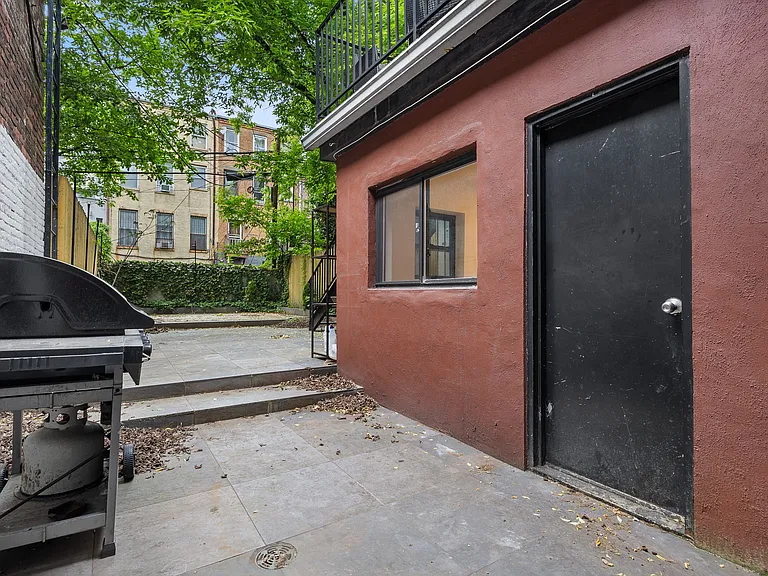 521 Decatur St #1C — Photo 7