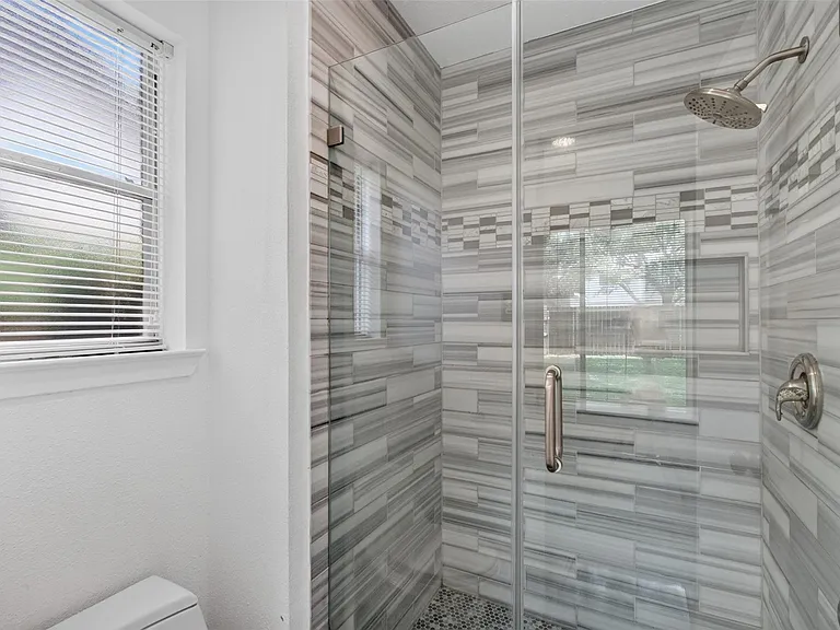 14338 Royal Hill Dr — Photo 25