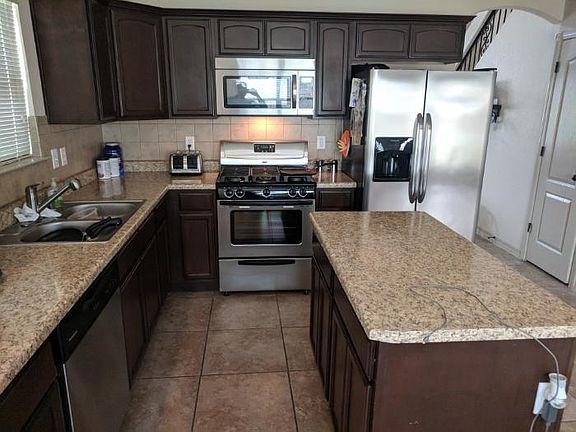 3rd image of 3145 Sunny Prairie Dr