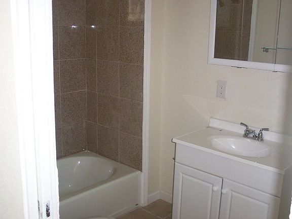 Upper Bathroom