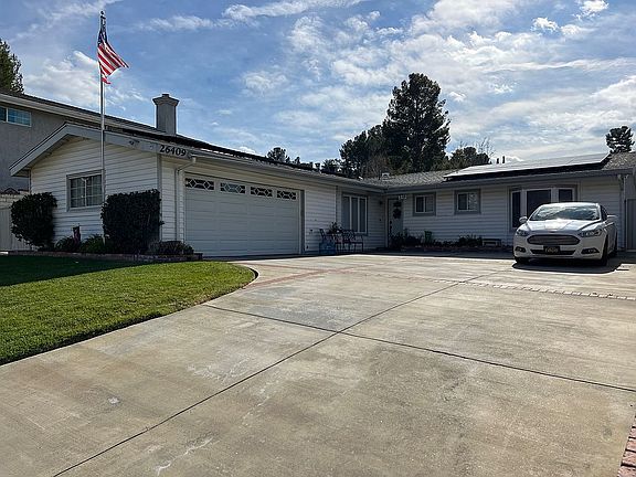 2nd image of 26409 Torreypines Dr