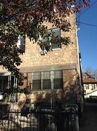 2nd image of 1825 W 12th St