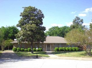 207 Martin Luther Cir, Duncanville, TX 75116