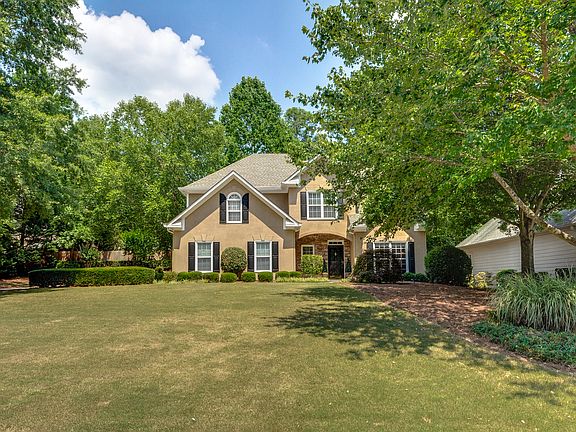 2nd image of 375 Creekside Dr