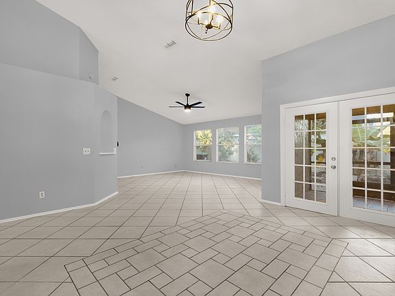 4th image of 14528 Redmeadow Ct