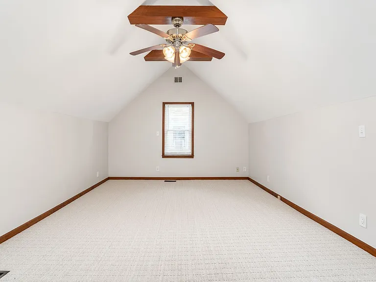 884 S Chesterfield Rd — Photo 23