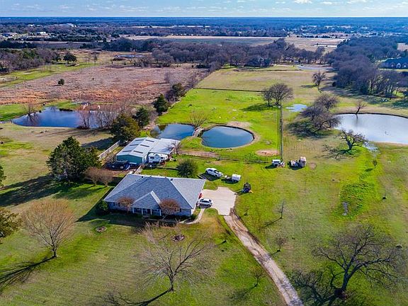 4th image of 4594 County Road 2216