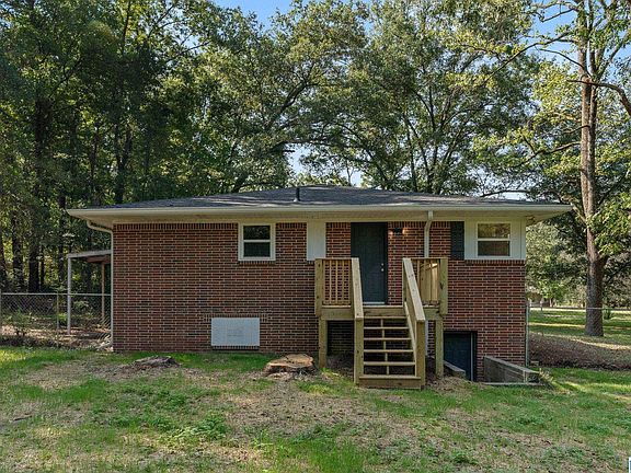 4th image of 915 Lane Dr