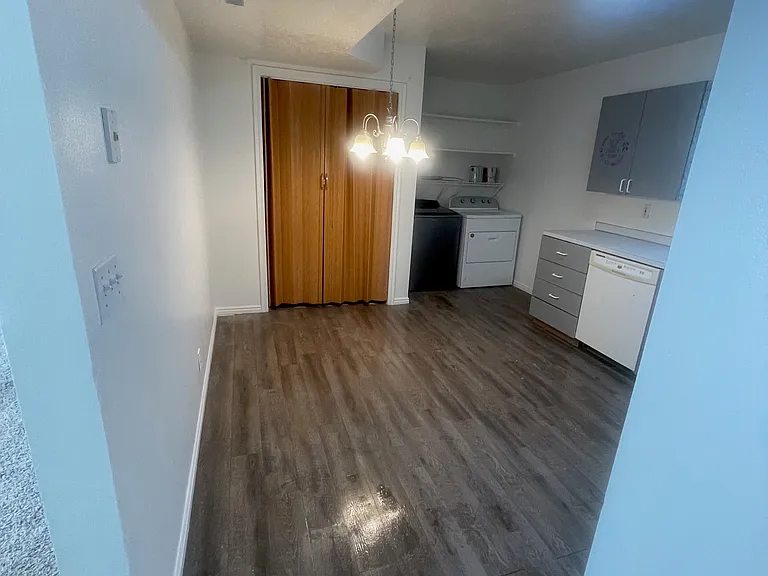 750 S 266 W — Photo 20