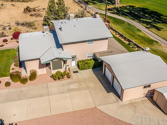 3rd image of 5510 Cedarwood Dr