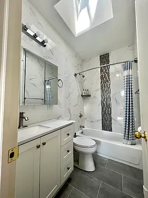 Rented by Tolmas Corporation | media 19