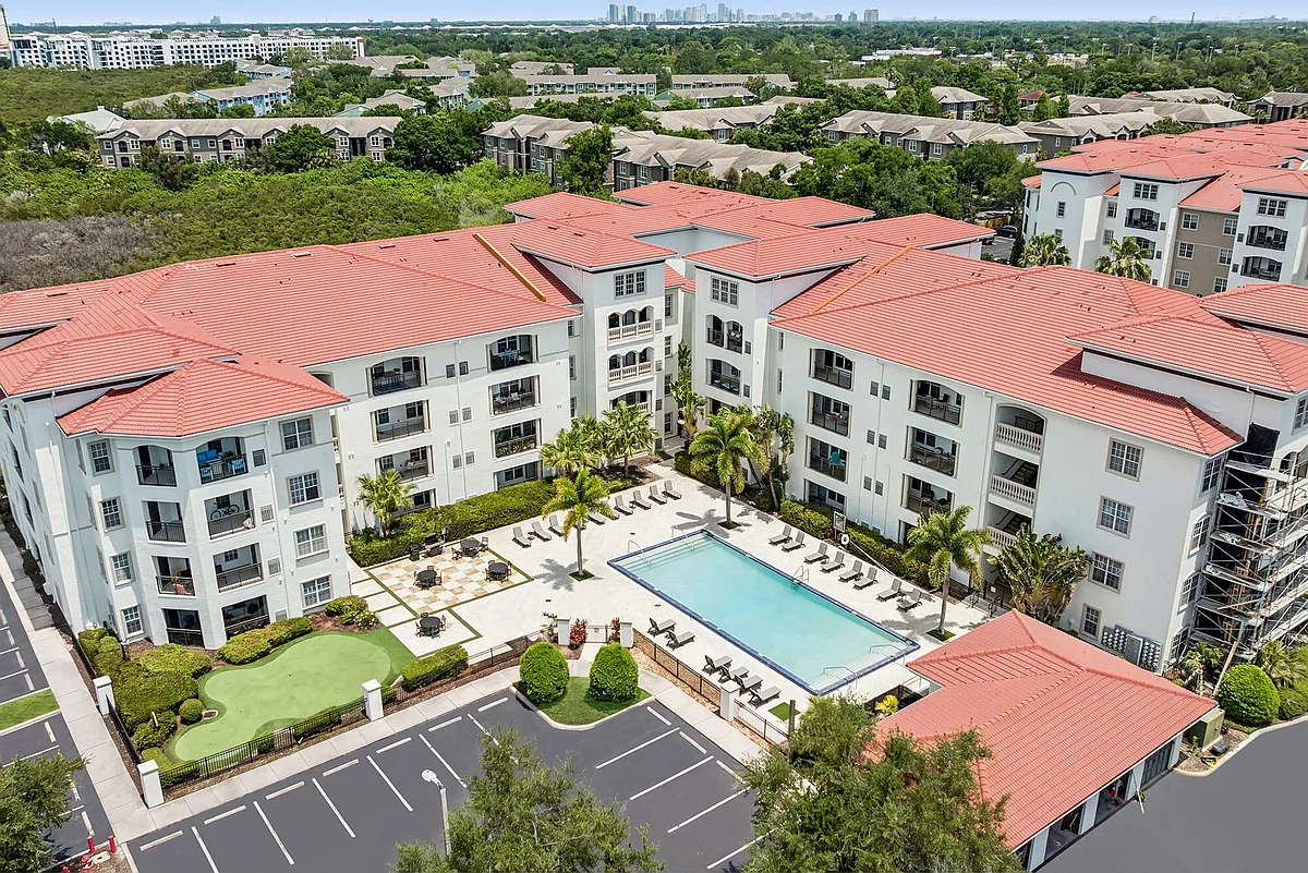 Building Photo - Casa Bella on Westshore