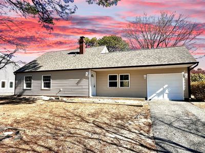1073 Sipp Avenue, Medford, NY, 11763