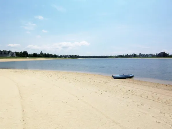 305 Schooner Landing Dr, Edenton, NC 27932