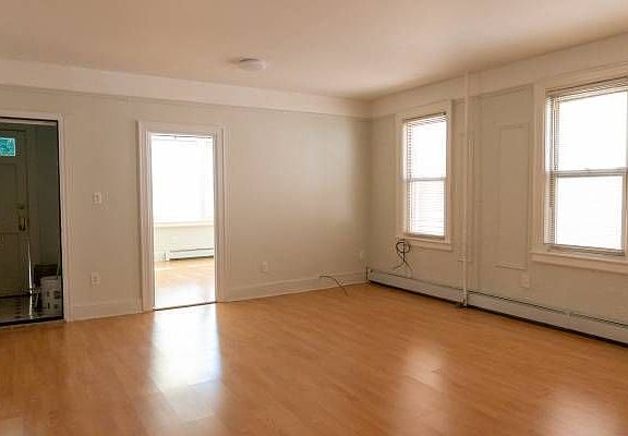 4th image of 6828 Narrows Ave #1F