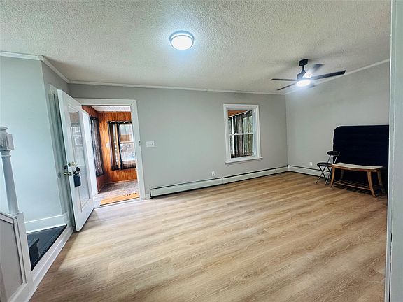 4th image of 113 Hayes Ave