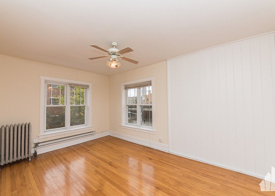 1st image of 3451 W Cornelia Ave