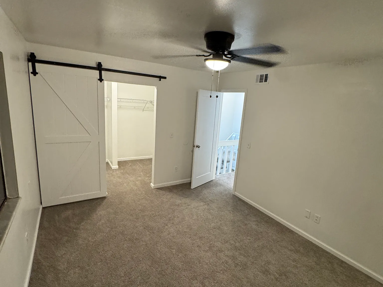 3 bed, 2.5 bath, 1720 sqft, $2,250 — Photo 4