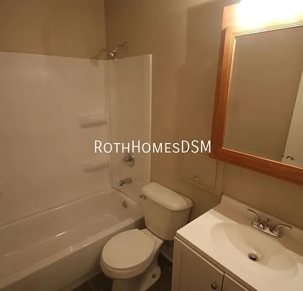 817 E Diehl Ave — Photo 14
