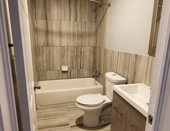 5th image of 705 Louisiana Ave #6