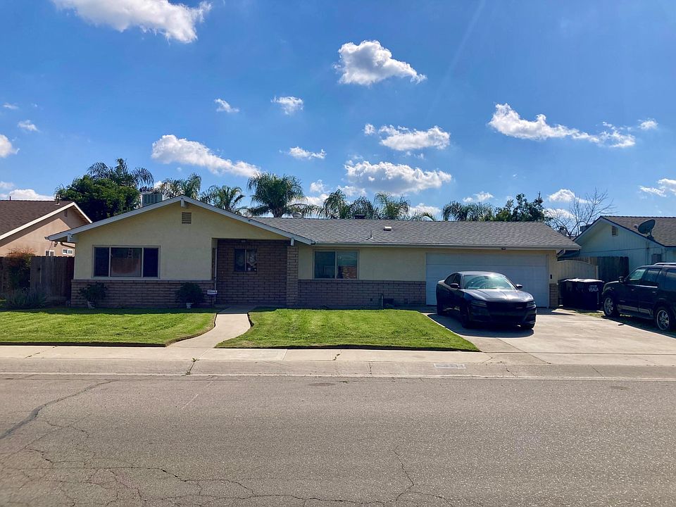 1st image of 3111 W Russell Avenue