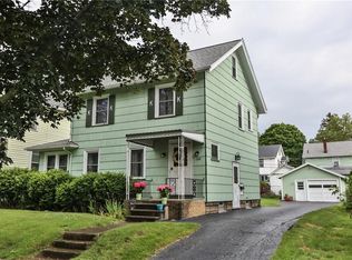 148 Colonial Rd, Rochester, NY 14609