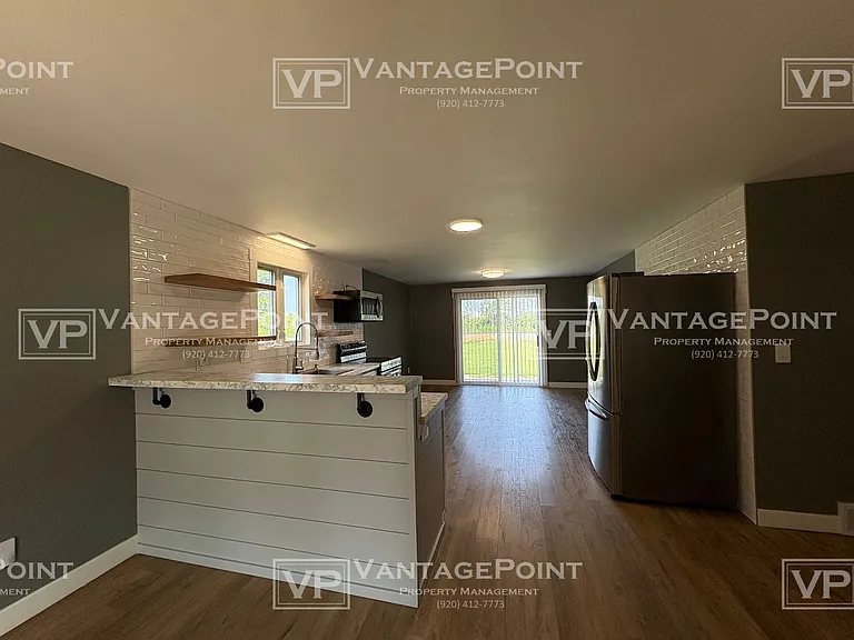 2234 Crary St — Photo 7