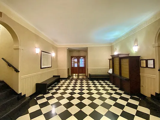 Rented by CJ Net Inc. | media 25