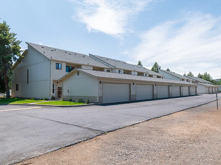 1050 NE Butler Market Rd #36 — Photo 25