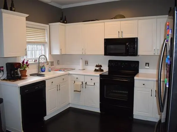 Highway 12s, Ashland City, TN 37015