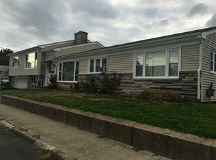 2 Flint St, Pawtucket, RI 02861