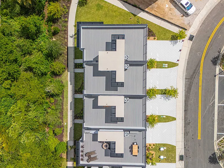 2044 Prudential Dr — Photo 36