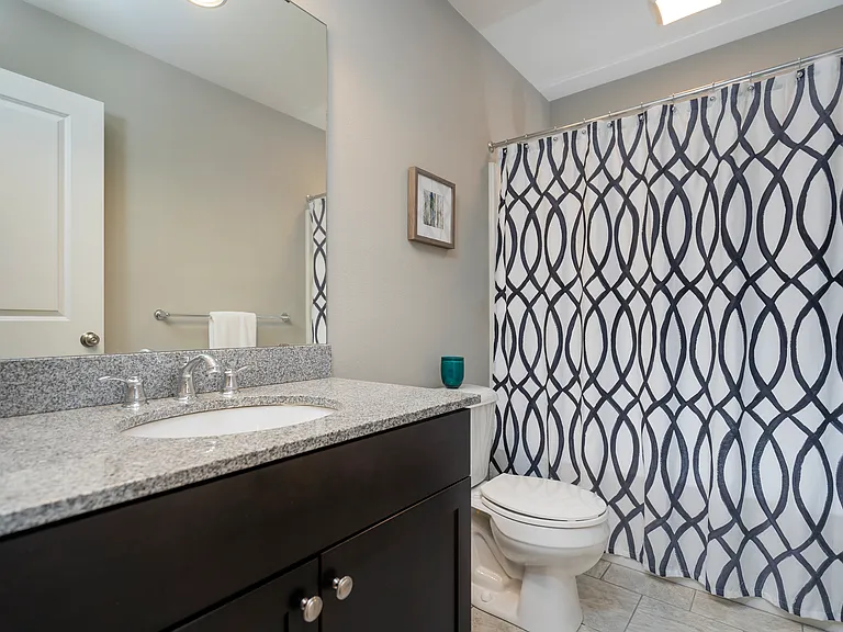 705 Bridgeview Dr — Photo 16